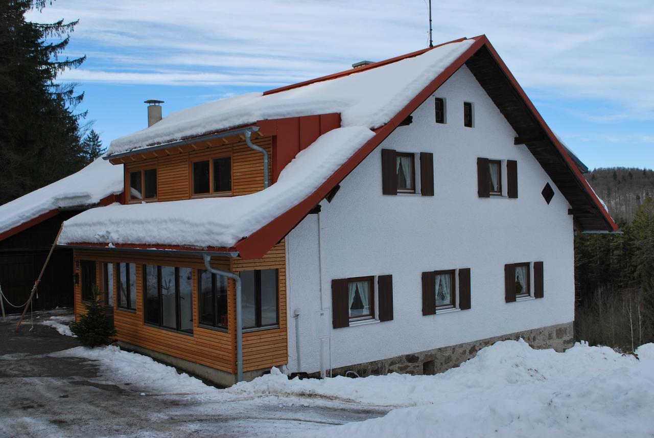 Ferienhaus "Lisa'S Haeusl" Neuschönau Exterior foto
